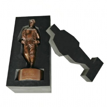  Custom Cutting Eva Foam Packaging Inlay for Bronze Statue	
