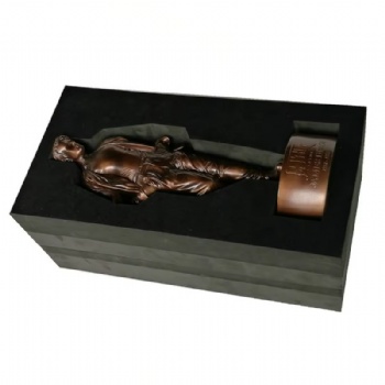  Custom Cutting Eva Foam Packaging Inlay for Bronze Statue	