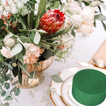  Round Floral Foam Blocks Use in All Variety of Floral Crafts with Fresh Floral Wedding Birthday and Other Special Events	